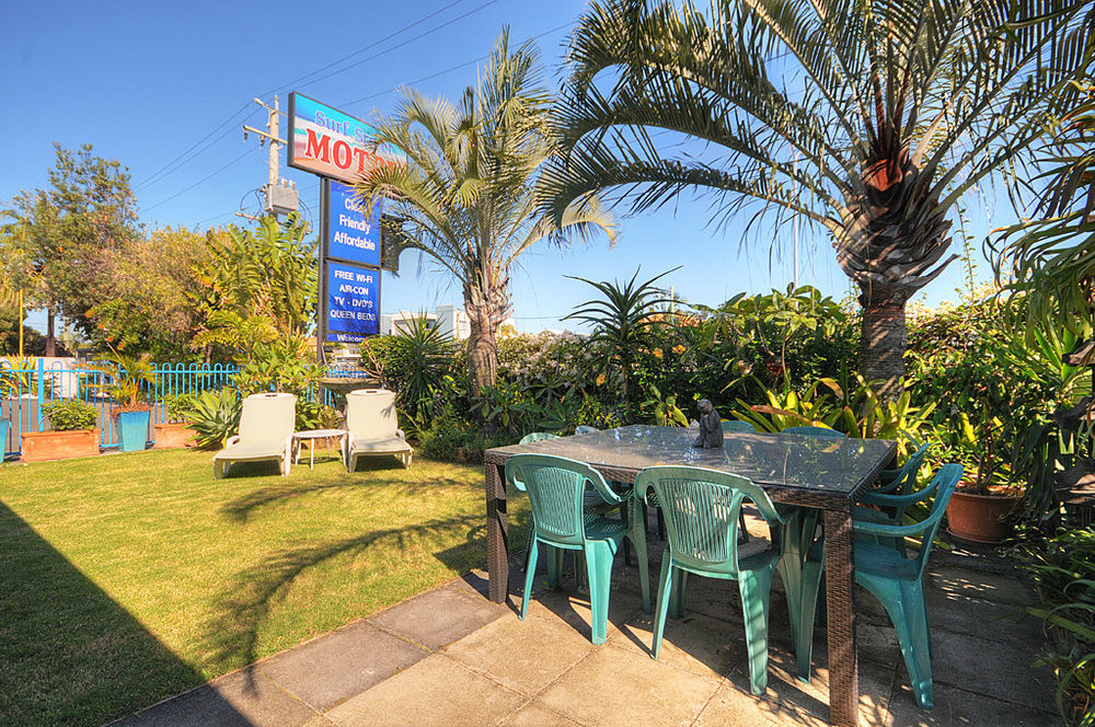 Surf Street Motel Gold Coast Exterior photo